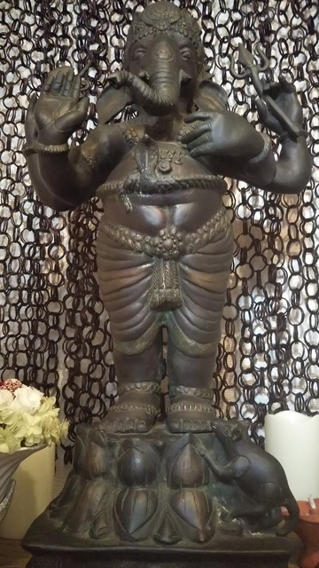 象の頭の神「ガネーシャ神」