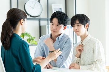 「職場で、自分だけ話しかけられない…私は嫌われてる？」