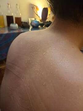 アーユルヴェーダの真髄「スウェダナ」〜オイルマッサージの後にこそ、発汗の意味がある〜